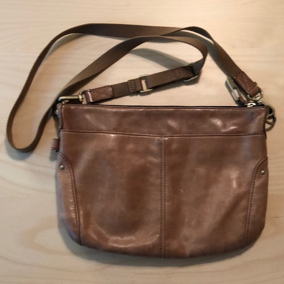 kipling leather purse